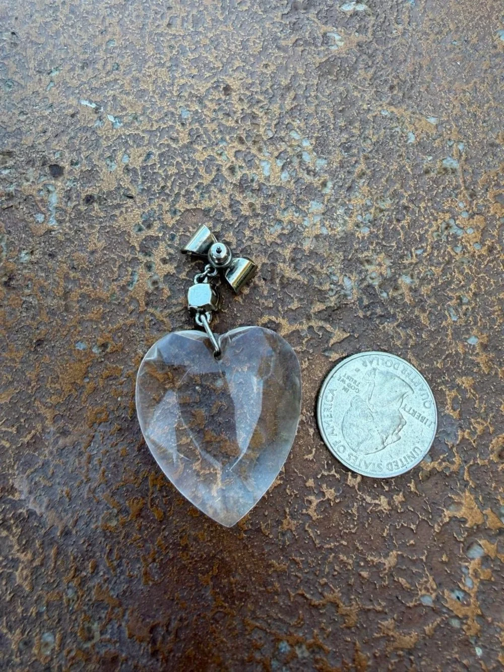 Vtg Clear acrylic diamond like heart earrings with bow and rhinestone detail